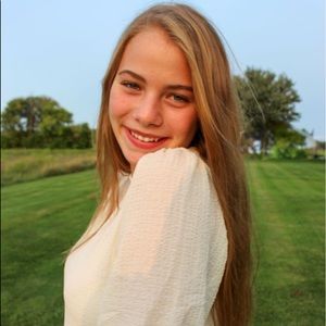 Meet your Posher, Carah